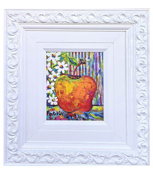Apple with daisies
