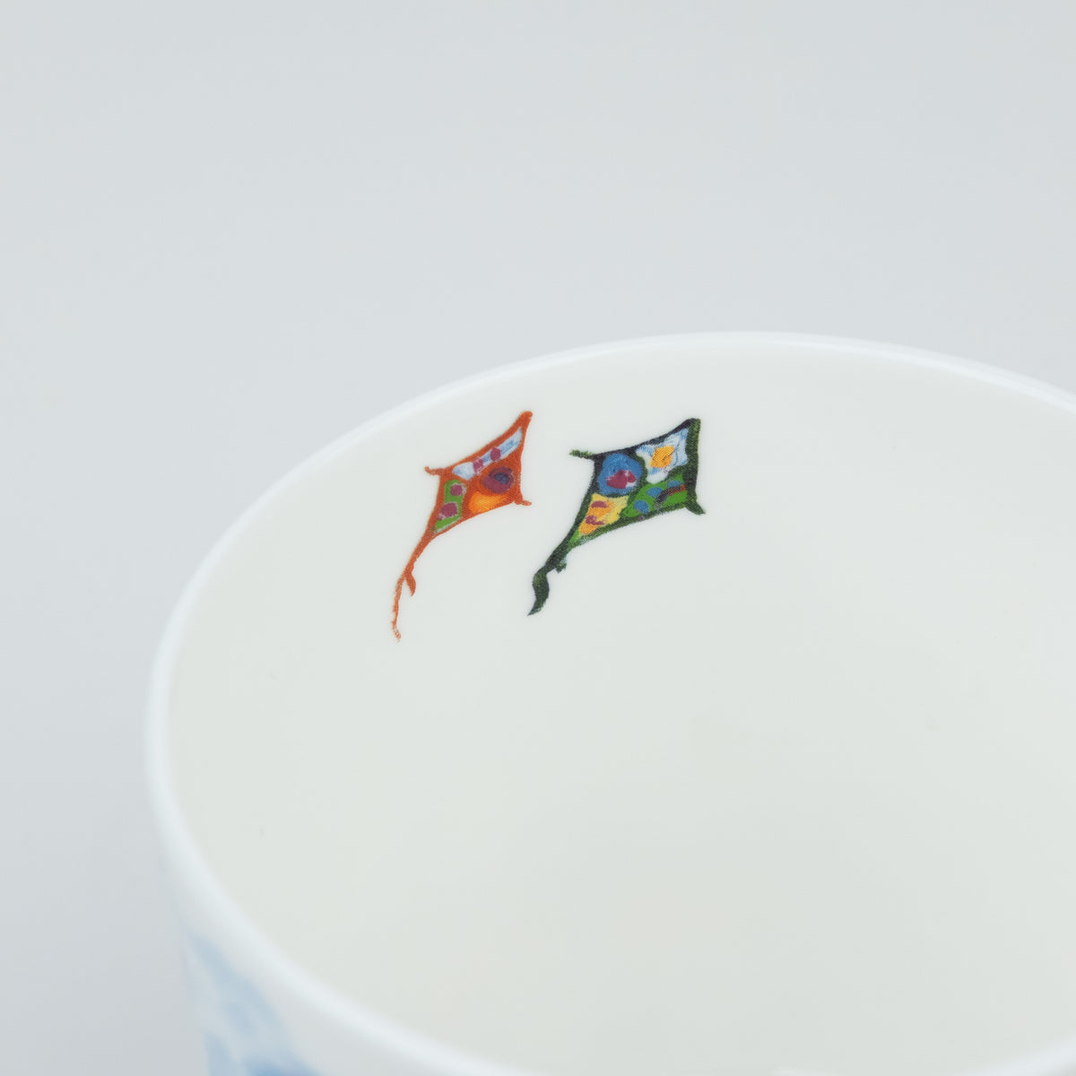 Portchie Mug - Kite Flyers (additional view)